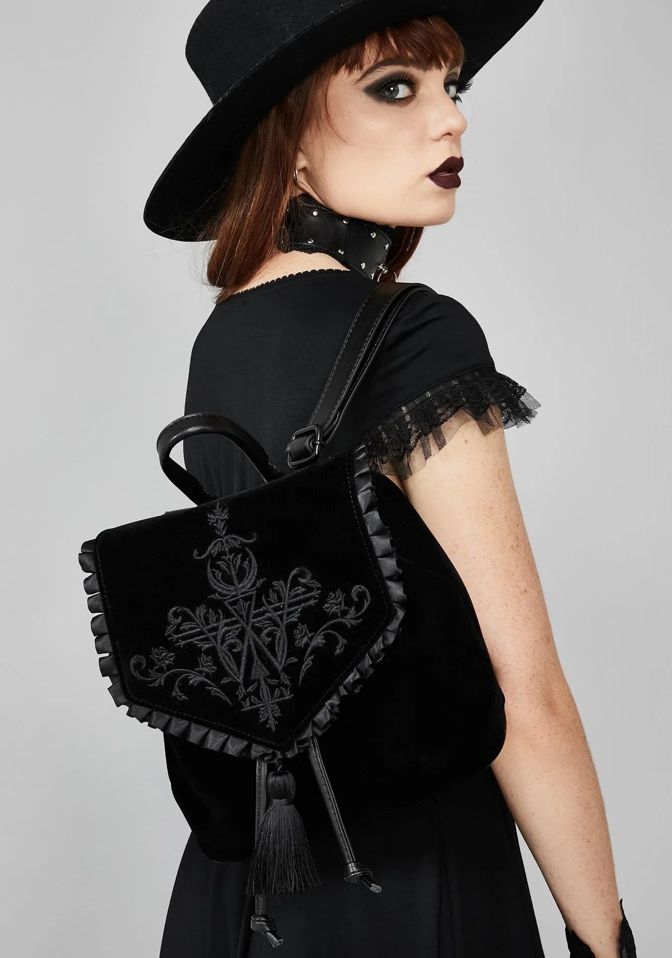 Black Rock Harajuku Magic Gothic Witch Velvet Embroidery Shoulder Dark Punk Bag