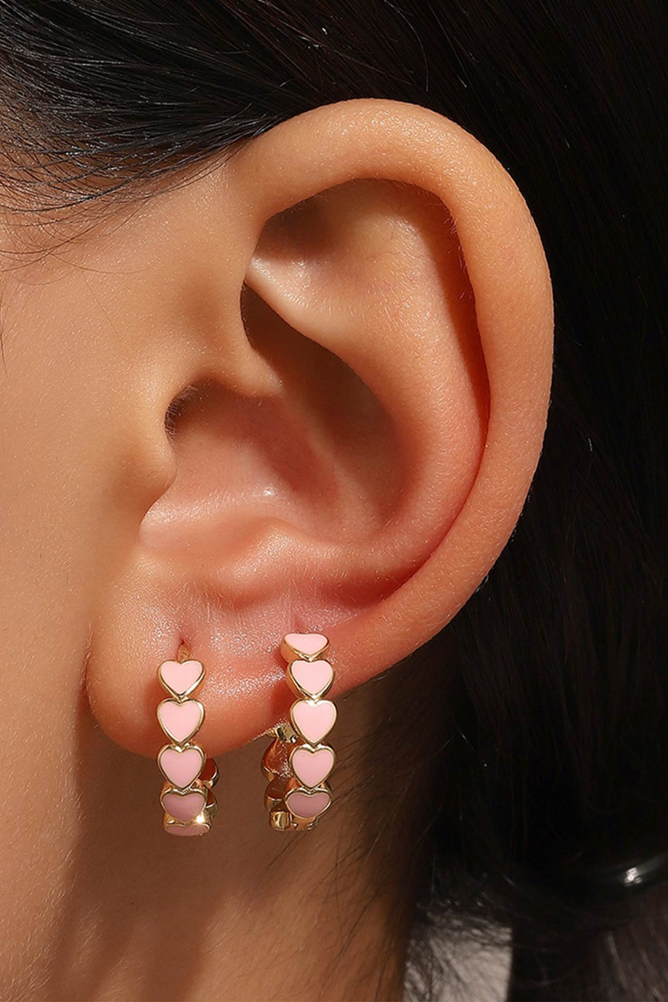 Contrast Peach Heart Earrings