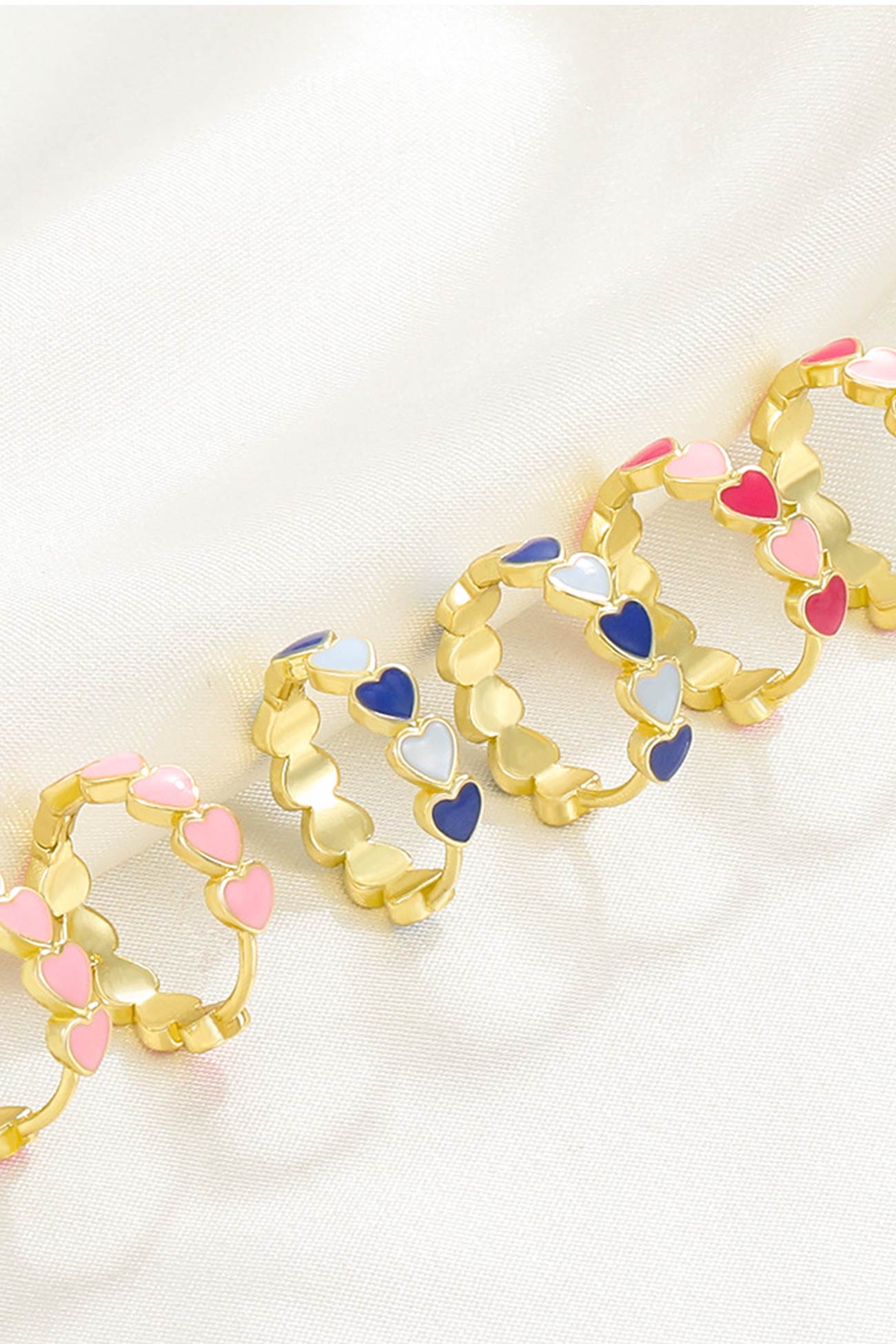 Contrast Peach Heart Earrings