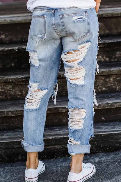 KittenAlarm - On-trend Ripped Straight Jeans