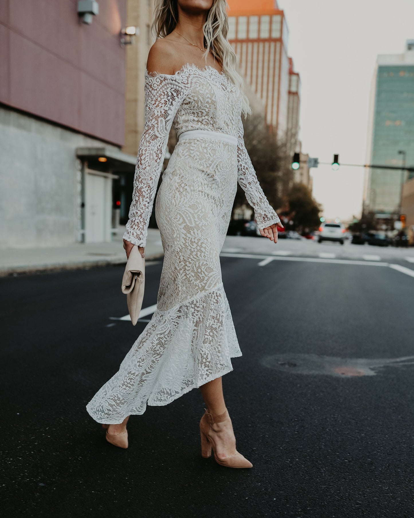 Elegance Lace Trumpet Dress - White